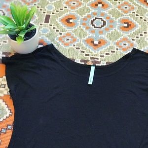 💕Super-soft Black Tee💕